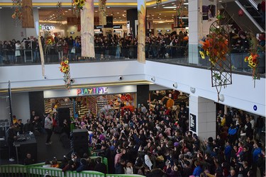 Özdilek Eskişehir'de Cem Belevi Konseri