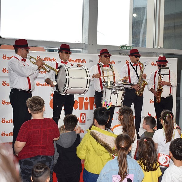 Özdilek Eskişehir'de 23 Nisan Coşkusu!