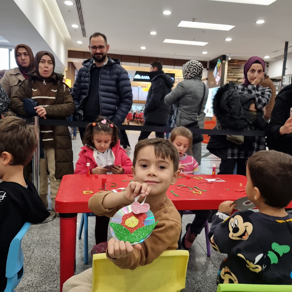 Özdilek Afyonkarahisar’da Öğretmenler Günü Kutlaması