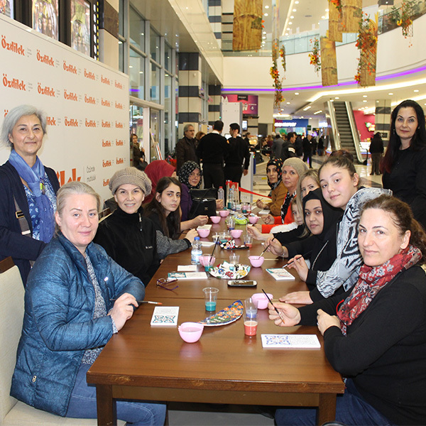 Özdilek Yalova’ya Hanımeli Değdi