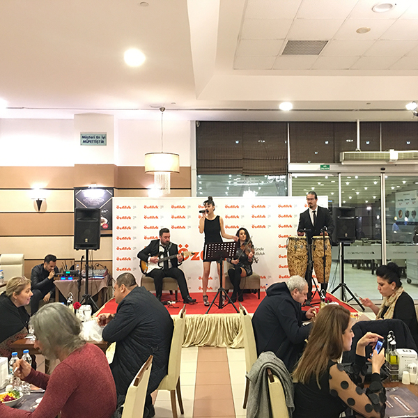 Özdilek İzmir’de 14 Şubat Sevgililer Günü Etkinlikleri