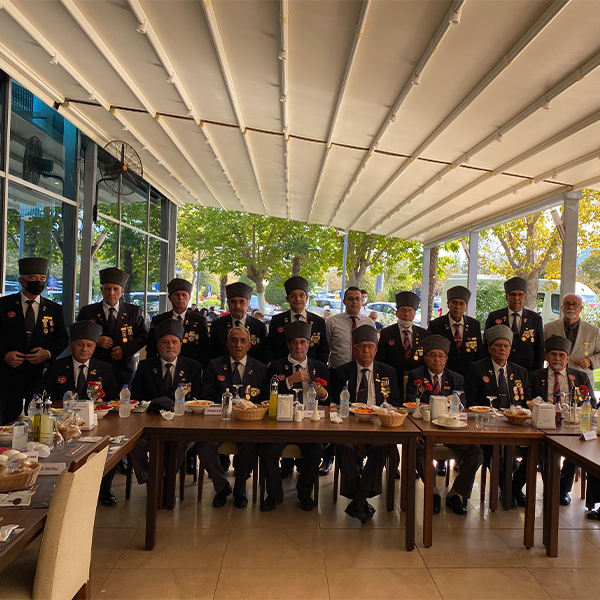 Özdilek İzmir’den Gazilere Yemek Daveti
